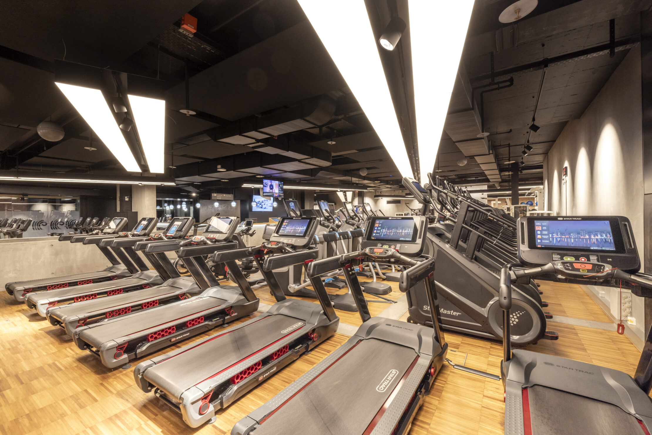 Fitnesspark Baden Trafo Cardio